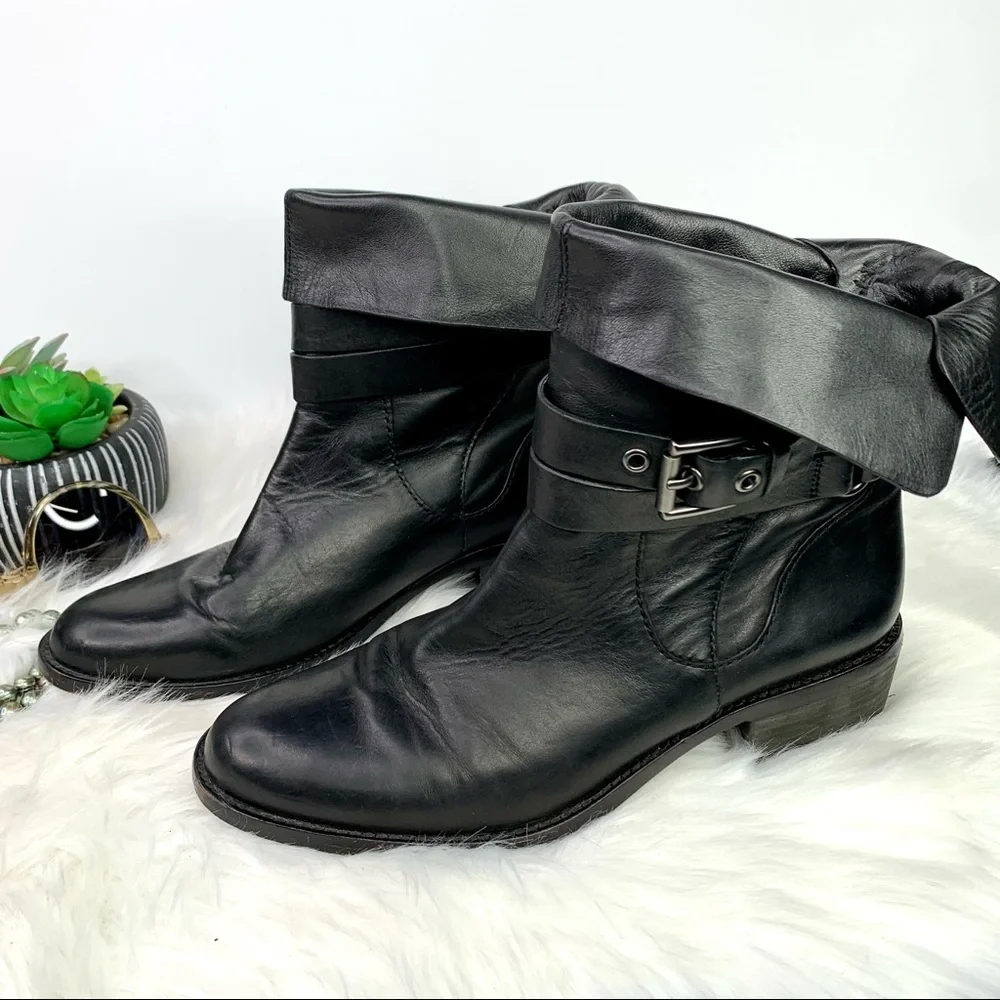 COACH Downtown Chic Luxury Minimalist Black Leather Jesika Moto Boot, 9B